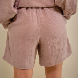 Cotone Collection woman in taupe pyjamas